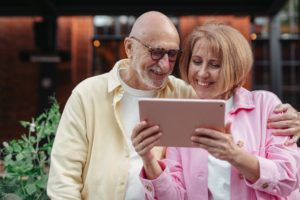 How Electronics for Senior Citizens Can Boost Quality of Life 21